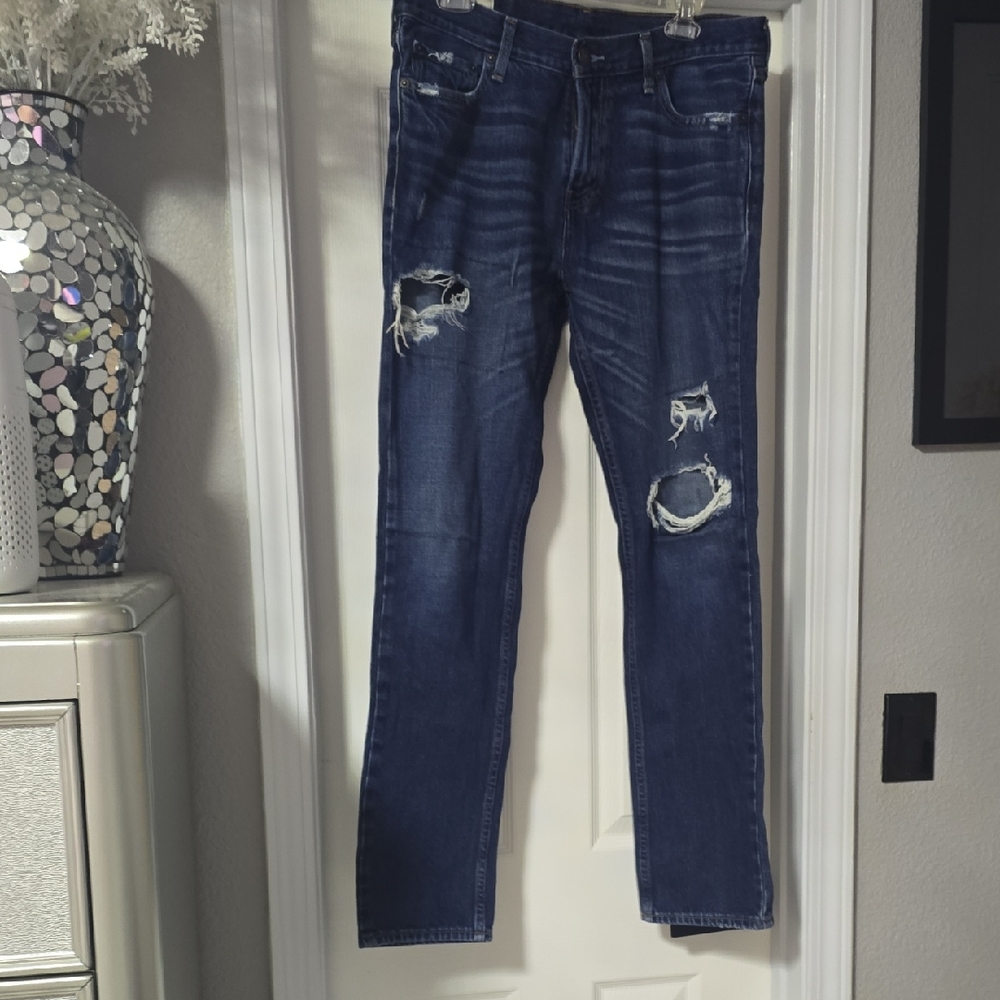 Hollister Men's Ripped Dark Blue Skinny Jeans